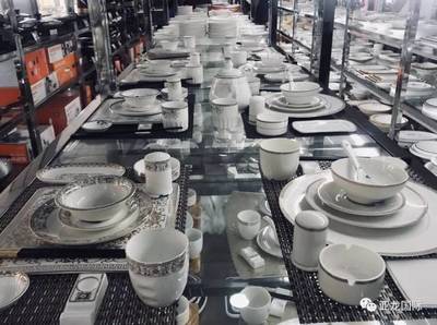 热烈祝贺南阳地区最具特色的厨具工厂店盛大开业！